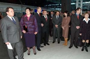 487401_13.1.2006-Z otevření nového terminálu Sever 2 na pražském letišti v Ruzyni