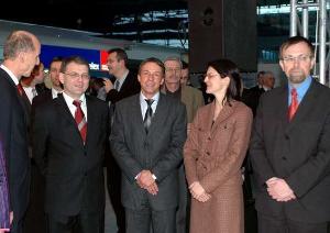 487395_13.1.2006-Z otevření nového terminálu Sever 2 na pražském letišti v Ruzyni