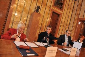 564357_25.9.08 - Memorandum - Gymnázum M.Horákové