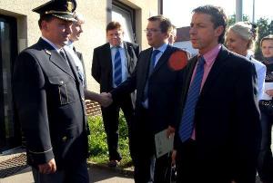 500050_Ve středu 11. října primátor navštívil Pavel Bém novou policejní služebnu MP na Jižním Městě.