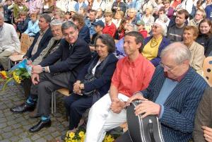 499512_28. září se primátor Pavel Bém zúčastnil oslav 75. výročí založení ZOO Praha