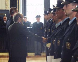 26.5.2006-Předání pamětních listů nováčkům pražské policie