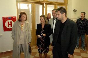 24.10.2005 - Slavnostní předání kompletně zrekonstruované holešovické Obchodní akademie stavební firmou se zúčastnil radní Jan Štrof. Hl.m. tuto přestavbu podpořilo 10 mi