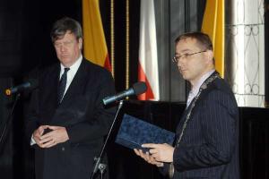 8.10.2005-Náměstek primátora Rudolf Blažek přijal na Staroměstské radnici starostu Rotterdamu Ivo W. Opsteltena