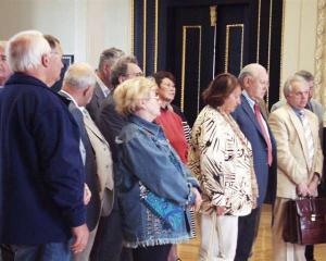 26.5.2006-Delegáti mezinárodní konference "Postavení seniorů ve společnosti" v Brožíkově sále Staroměstské radnice