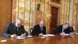 916914_2011-06-27 - Město podepsalo Dohodu o spolupráci na podporu technických povolání