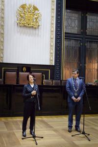 Prijeti_predsedkyne_Spolkove_rady_Rakouske_republiky_01