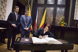 Prijeti_predsedkyne_Spolkove_rady_Rakouske_republiky_03