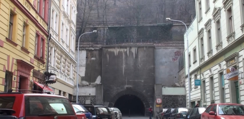 Dva pražské tunely získaly pojmenování