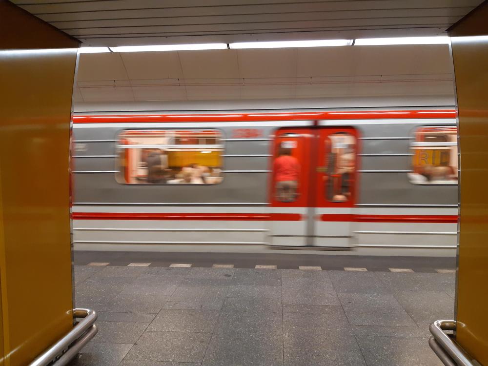 metro - ilustrační foto