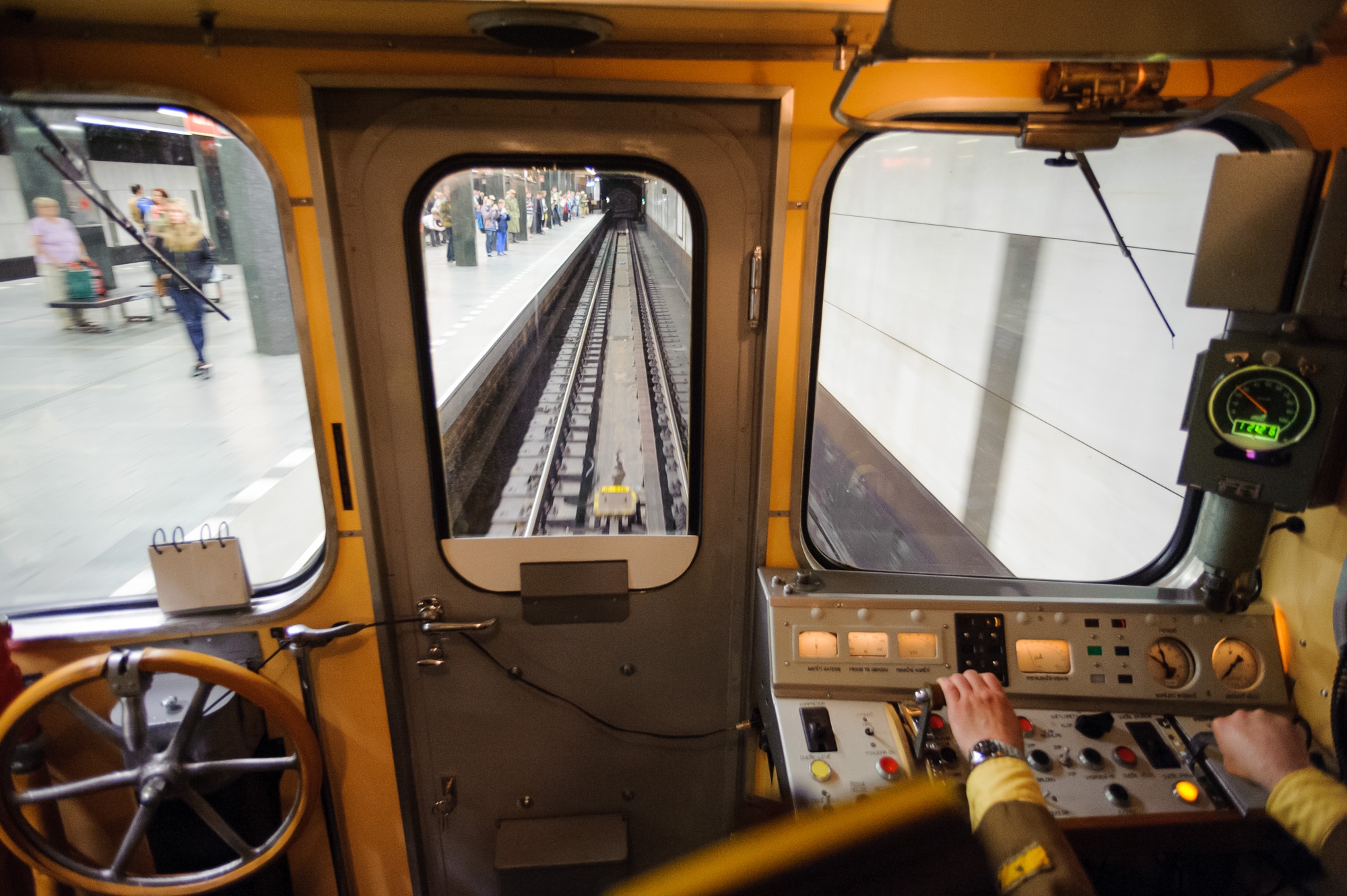 Oslavy 40 let od zahájení provozu pražského metra vyvrcholí Dnem otevřených dveří