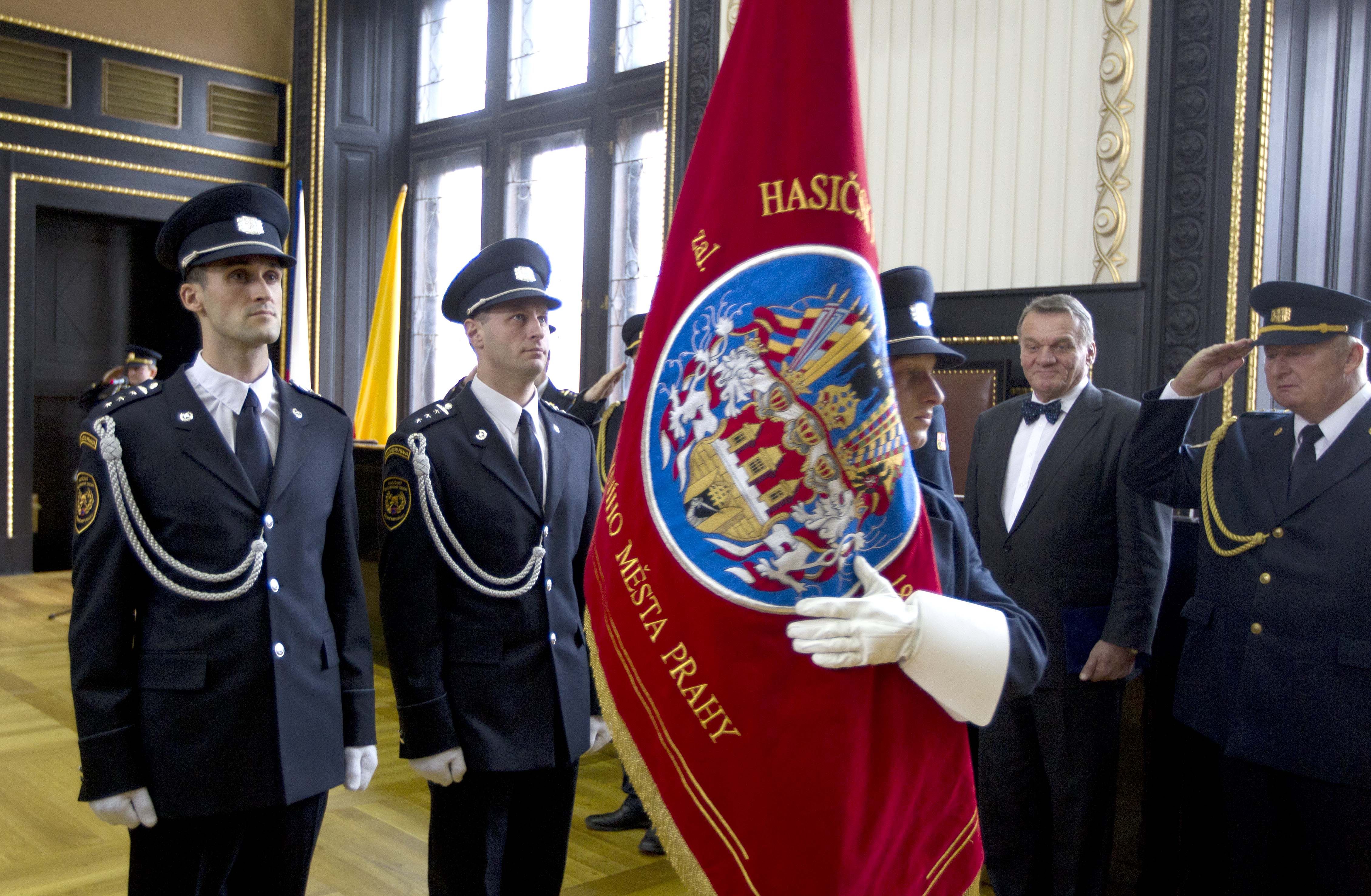 Slavnostní slib nových pražských hasičů