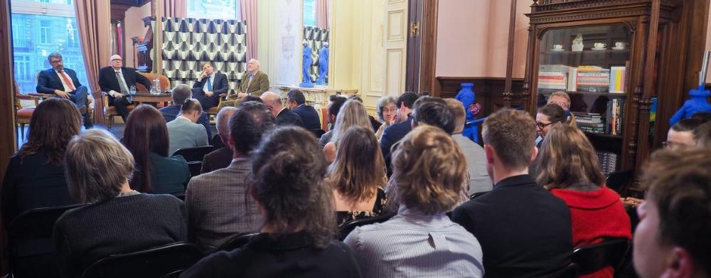 debate__integration_of_ukraine_into_the_eu_and_nato