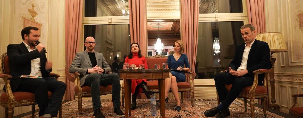 eu_s_defining_moment__the_eu_s_role_in_its_neighbourhood_amidst_geopolitical_tensions_with_russia_and_china