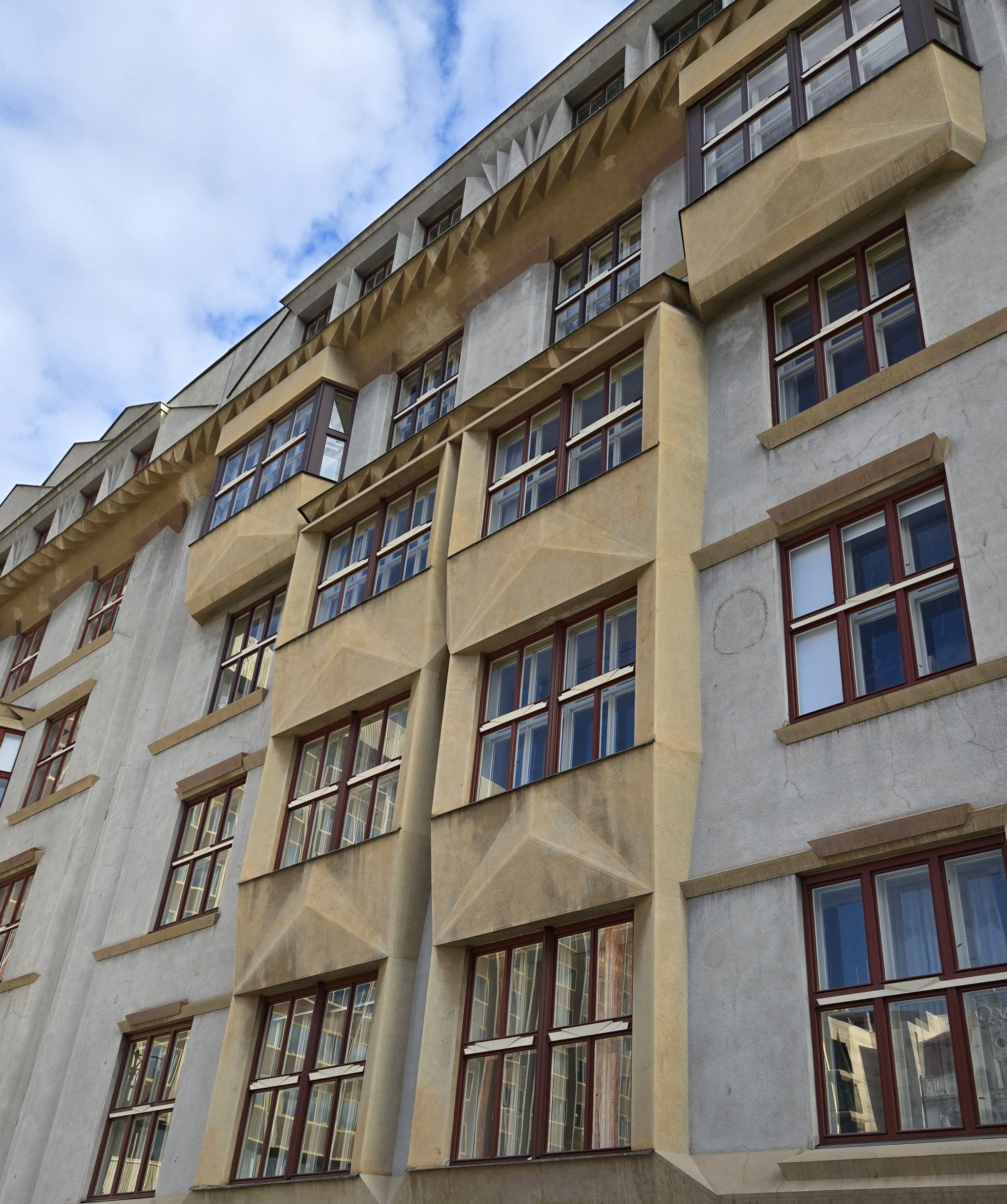 g031_Elišky Krásnohorské 1021_12