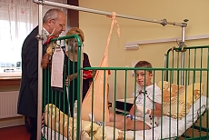 radní Milan Pešák nvštívil Základní a Mateřskou školu při nemocnici Bulovka.