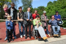 Hlavní město Praha ve spolupráci s Botanickou zahradou hl. m. Prahy se rozhodlo usnadnit přístup vozíčkářům a rodinám s kočárky ke skleníku Fata Morgana. 