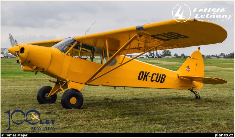 Letiště Letňany - letoun Piper Cub