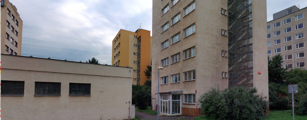 Budova bývalého internátu v Písnici