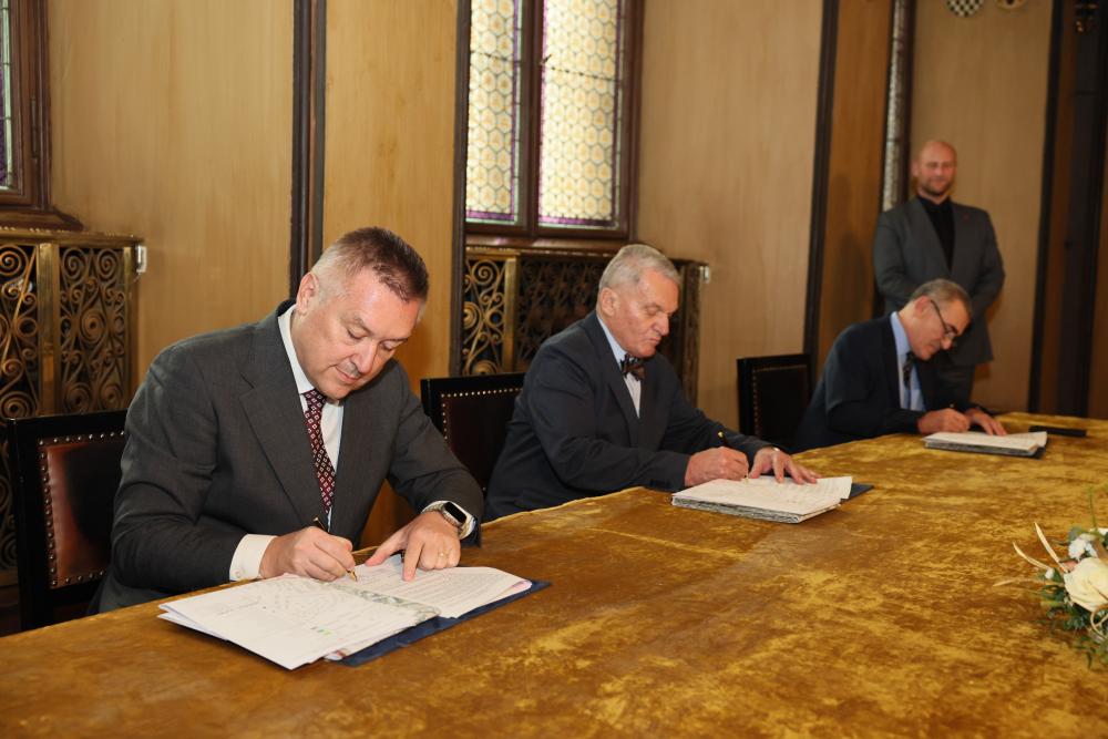 Slavnostní podpis memoranda k VRT